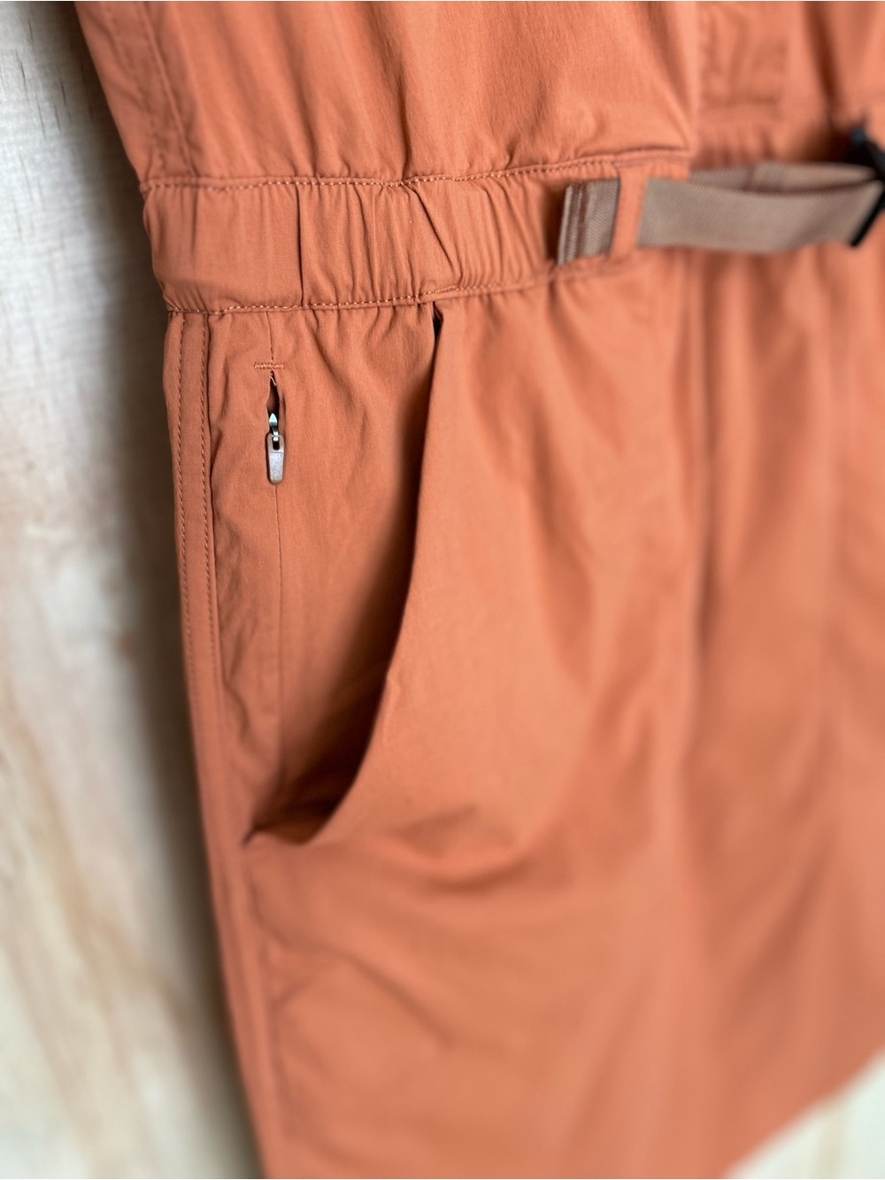 REI Rust Orange Short-Sleeve Belted Mini Dress - Picture 3 of 8